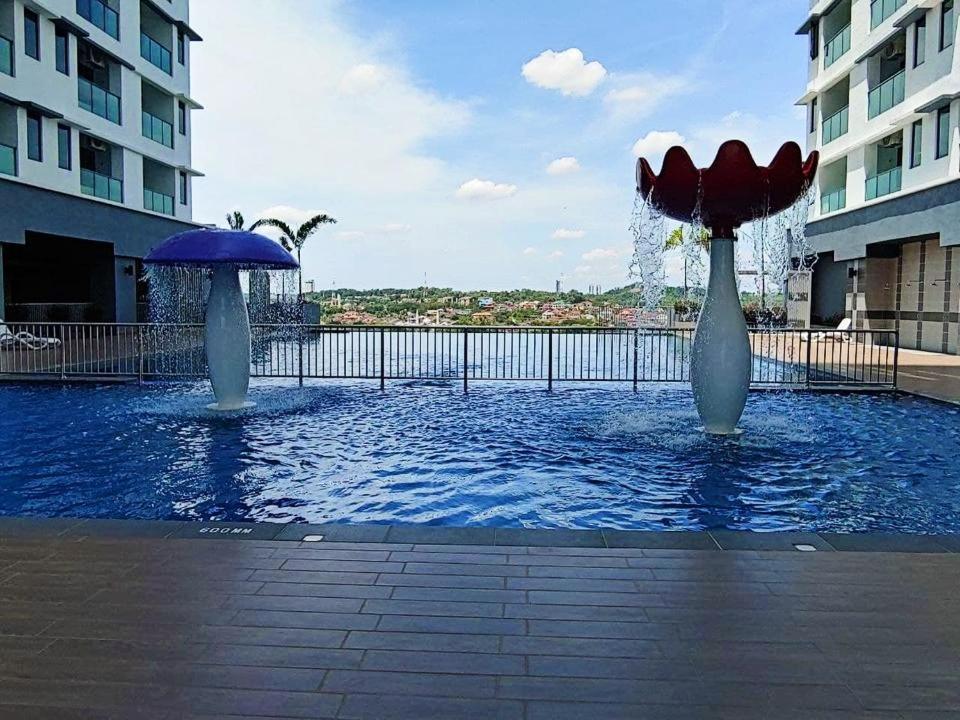 Casa Sakura Vista Bangi With Wi-fi & Netflix