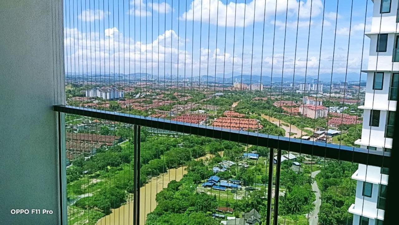 Apartment Casa Sakura Vista Bangi With Wi-fi & Netflix Kajang