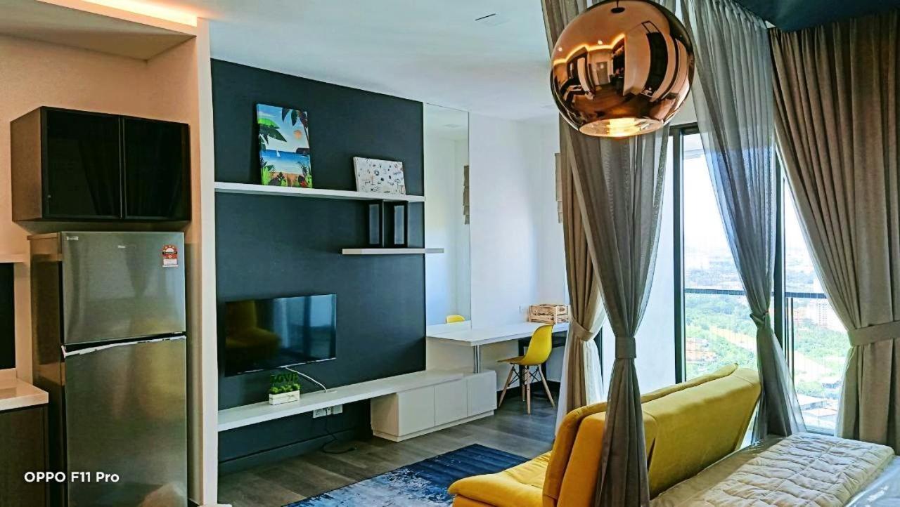 Casa Sakura Vista Bangi With Wi-fi & Netflix Apartment